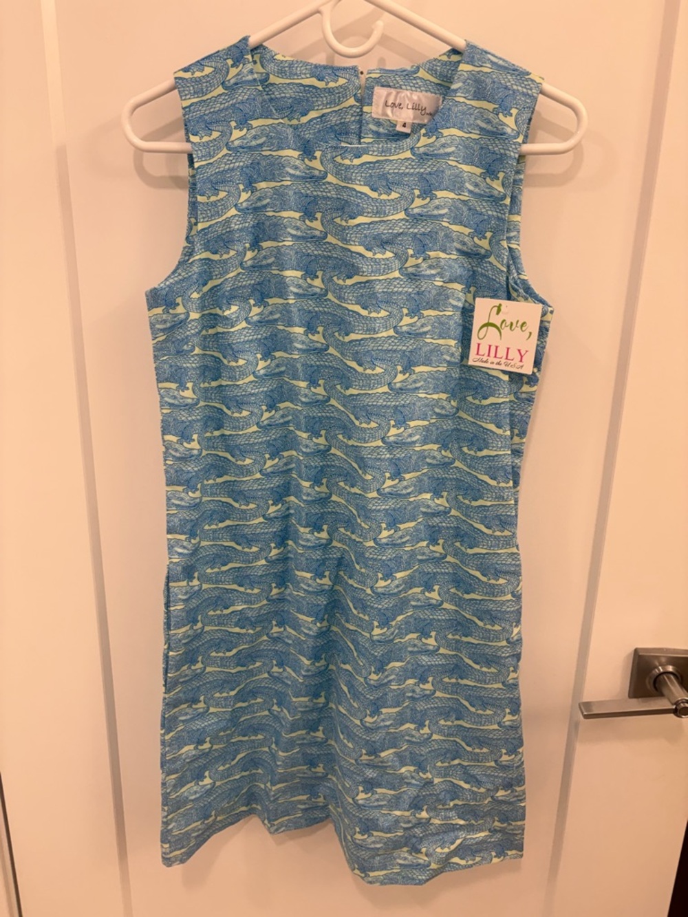 Love Lilly Preppy Blue Green Alligator Print Shift Dress Size 4
